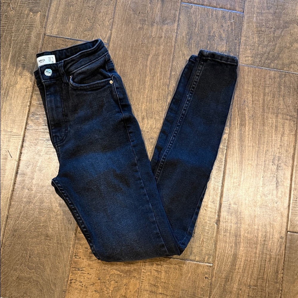 MING  Women's Black Skinny Jeans